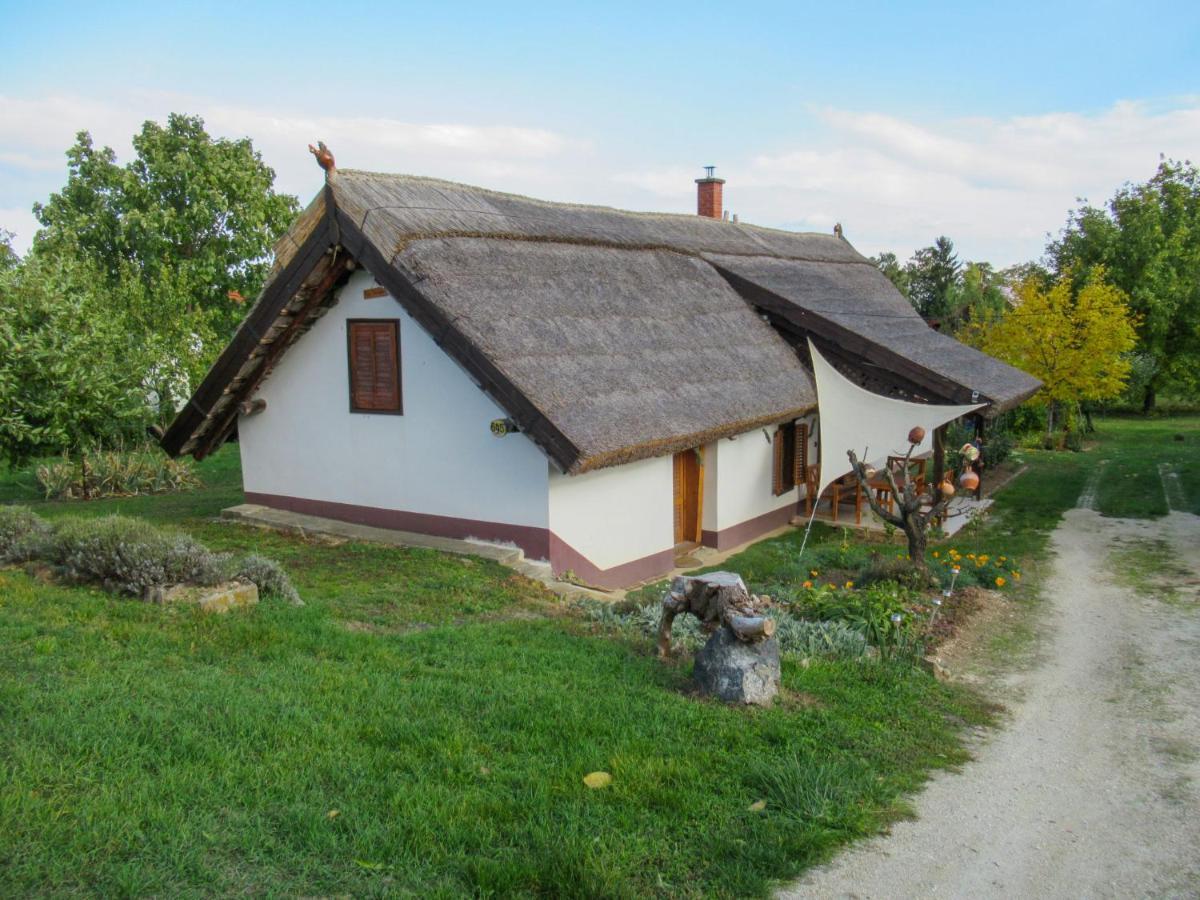 Holiday Home Szijarto - Bgk111 By Interhome Balatongyörök Exterior foto